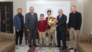 Başkan Öztürk'ten üretken gençlere destek sözü