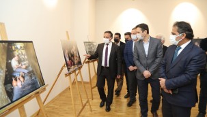 Erciyes Üniversitesi'nde "Unutulmayan Meslekler" Fotoğraf Sergisi düzenlendi