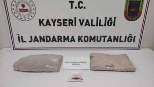 Kayseri'de uyuşturucu operasyonu: 3 gözaltı!