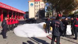 Kayseri itfaiyesinden öğrenci ve personele eğitim