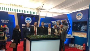 Ankara'da Kocasinan'ın gençlik standına büyük ilgi