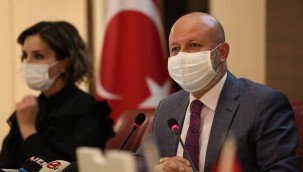 Başkan Çolakbayrakdar: Şampiyon sporcular yetiştiriyoruz