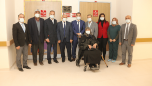 Başkan Esat Öztürk, çocuk hasta odasının açılışını yaptı