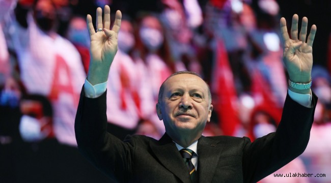 Cumhurbaşkanı Erdoğan: İyi ki gençlerle birlikte yol yürümüşüm