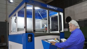 Cüneyt Arkın: Üreterek milli mücadelesini verenlere omuzdaş olmalıyız