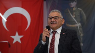 Başkan Büyükkılıç, 22 günde 13 ilçede 533 muhtar ile görüştü