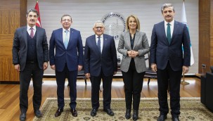 Başkan Büyükkılıç'a komşu şehir ziyaretleri