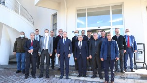 Başkan Büyükkılıç, bu kez Hacılar'da muhtarlarla buluştu