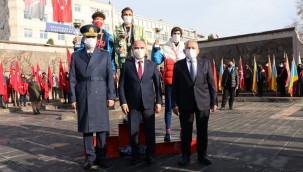 Büyük Atatürk Koşusu'nda madalyalar sahiplerine verildi