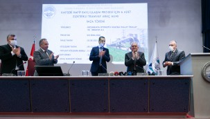 Kayseri'ye 6 yeni raylı sistem aracı