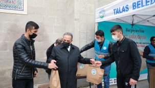 Talas Belediyesi'nin sosyal belediyecilik çalışmaları takdir topluyor