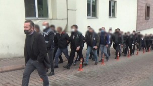 Uyuşturucu operasyonunda yakalanan 50 kişiden 15'i adliyeye sevk edildi