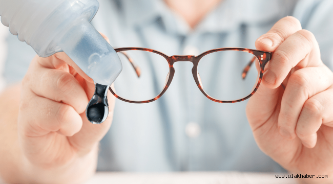 Yakın gözlüğüne alternatif göz damlası geliştirildi