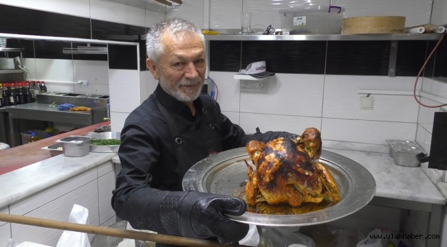 Yılbaşı sofralarının en güzel süsü: Yılbaşı hindisi