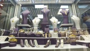 Altın 2022 yılına yükselişle başladı