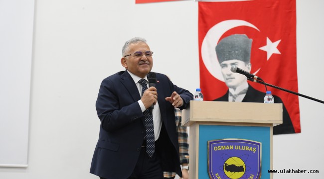 Başkan Büyükkılıç, Kariyer Günleri'ne Osman Ulubaş Fen Lisesi ile devam etti