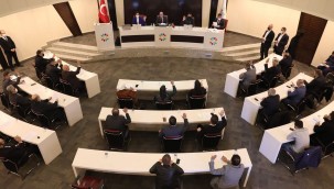 Kocasinan Belediyesi'nde 2021 yılının ilk meclis toplantısını yapıldı