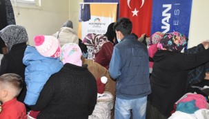 Kocasinan'da çalınmadık kapı, girilmedik gönül kalmıyor