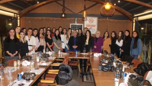 MHP Kayseri KAÇEP, kadın gazetecilerle bir araya geldi