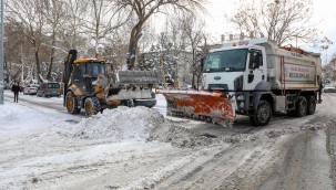 Yağış durdu, Talas'ta kar temizliği başladı