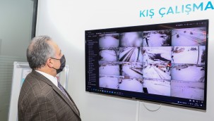 Kar yere, Talas Belediyesi yollara düştü