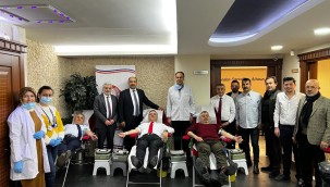 Sarraflar ve Kuyumcular Derneği'nden kan bağışı