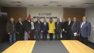 Başkan Büyükkılıç, muhtarlarla istişaresini sürdürüyor