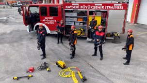 Başkan Büyükkılıç'tan İtfaiye'ye dünya standartlarında yeni ekipman desteği