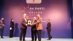 Başkan Büyükkılıç, "Yılın En İyi Yenilikçi Yaklaşım Ödülü"ne layık görüldü