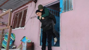 Belediye ekipleri, hastayı ameliyata yetiştirdi