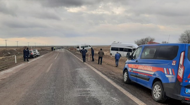 Develi yol ayrımında kaza: 9 yaralı