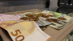 Döviz ve altın fiyatları yükselişe geçti