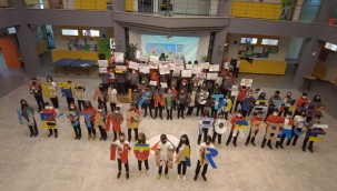 İdeal Eğitim Koleji öğrencilerinden "Savaşa Dur!" çağrısı