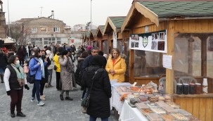 'Maharetli Eller'de Kadınlar Günü coşkusu