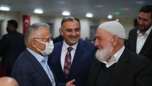 Başkan Büyükkılıç, Develi'de Vefa İftarı'na katıldı