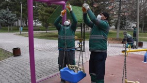 Kocasinan Belediyesi, ilçedeki parkları yeniliyor