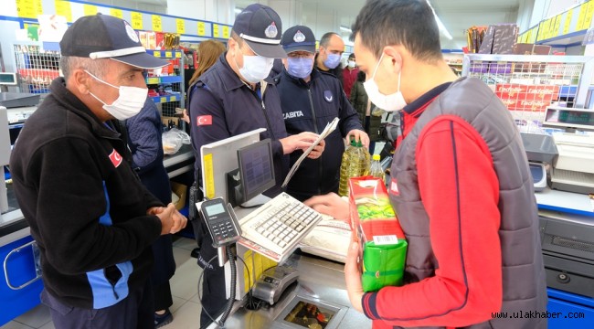 Kocasinan Belediyesi zabıta ekiplerinin market denetimleri sürüyor