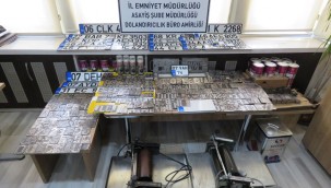 Sahte plaka üreten depoya baskın