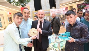 Başkan Çolakbayrakdar'dan özel çocukların özel sergisine davet