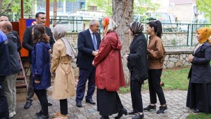 Başkan Öztürk belediye personelleri ile bayramlaştı