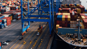 Dış ticaret açığı nisanda yüzde 98.5 arttı