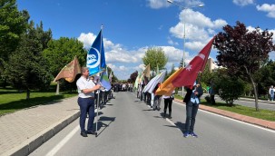 Kayseri Ülkü Ocakları'ndan '19 Mayıs Gençlik Yürüyüşü'
