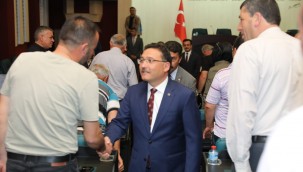 Kayseri Valisi Gökmen Çiçek, Melikgazi mahalle muhtarlarını dinledi