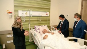 Kayseri Valisi Gökmen Çiçek, Şehir Hastanesi'ni ziyaret etti