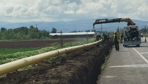 Sarıoğlan'da doğalgaz çalışmaları hız kesmeden sürüyor