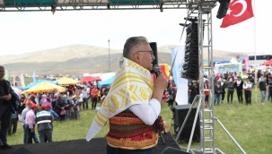 Başkan Büyükkılıç, Akkışla'da "Festival Ağası" seçildi