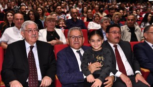 Başkan Büyükkılıç, Kafkas Derneği'nin "Kültür Gecesi'ne" katıldı