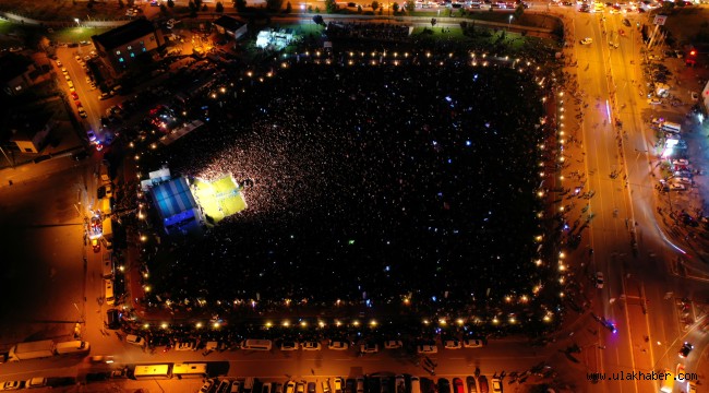 Büyükşehir'in "Yaza Merhaba Festivali"ne muhteşem ilgi