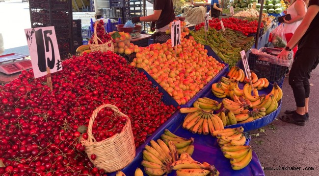 Kayseri'de meyve sebze fiyatları yükselişte