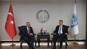 KKTC'li Bakan, Başkan Büyükkılıç'tan "çözüm önerileri" istedi